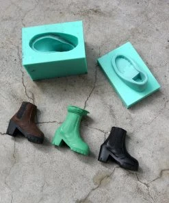 KL Chelsea Boots (Vinyl Black) 21 KL Chelsea Boots (Vinyl Black)