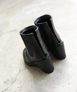 KL Chelsea Boots (Vinyl Black) 17 KL Chelsea Boots (Vinyl Black)