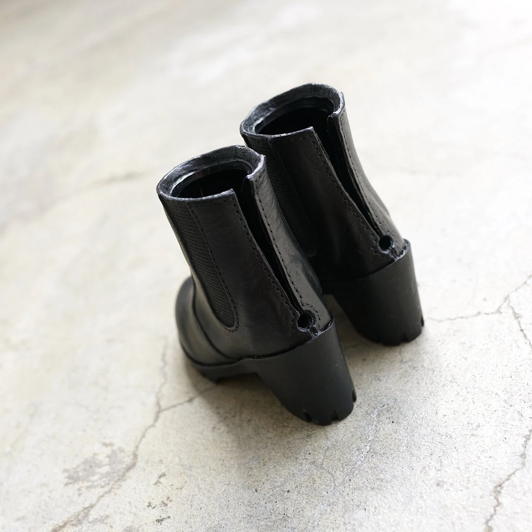 KL Chelsea Boots (Vinyl Black) 4 KL Chelsea Boots (Vinyl Black)