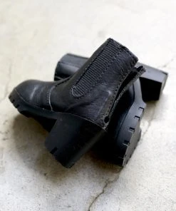 KL Chelsea Boots (Vinyl Black) 25 KL Chelsea Boots (Vinyl Black)