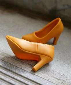 KL Secret Stuff Yellow Pumps