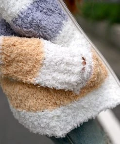 D2 Moco Moco Cardigan Secret Stuff