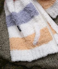 D2 Moco Moco Cardigan Secret Stuff