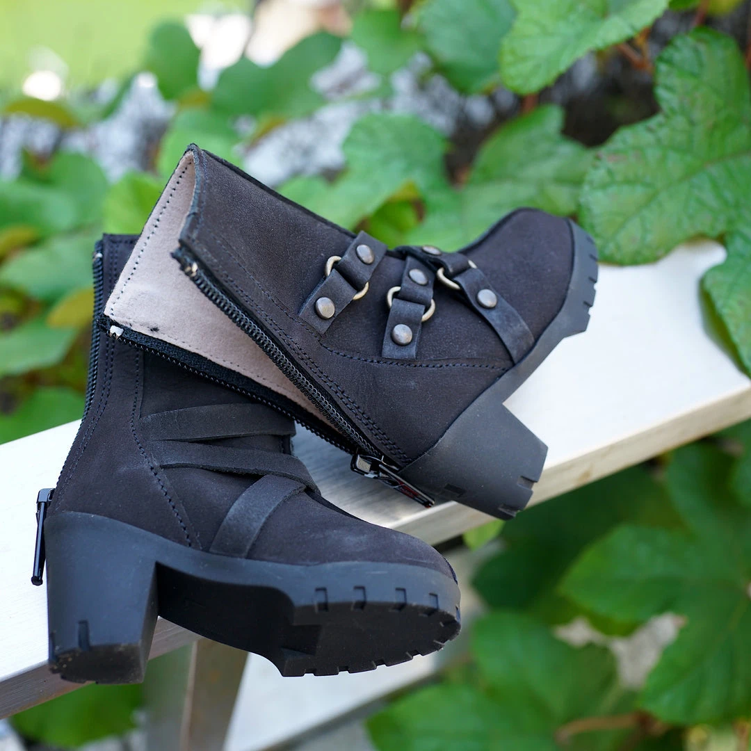 KL 3 Ring Boots (Molten Black) Secret Stuff 5 KL 3 Ring Boots (Molten Black) Secret Stuff