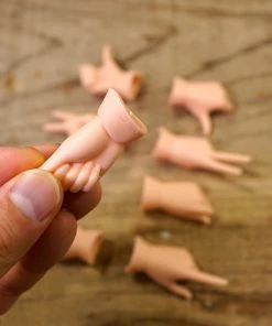 Smart Doll Store Chaos - Uncut Option Hand Pack 1 (Cinnamon)