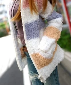 D2 Moco Moco Cardigan Secret Stuff