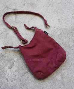 Smart Doll Store Secret Stuff Scavenger Satchel Bag (Wine Red)