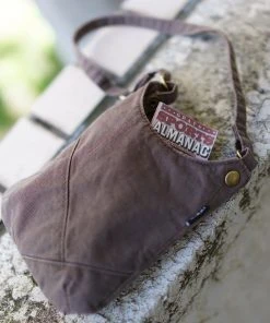 Smart Doll Store Scavenger Satchel Bag (Charcoal) Secret Stuff