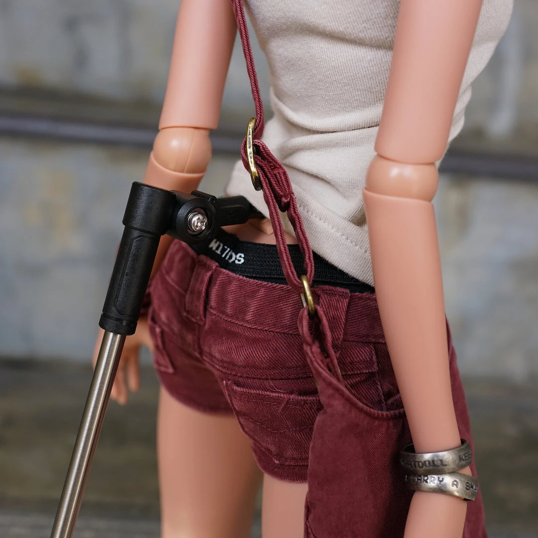 Culture Japan Secret Stuff Swingy Clickety-Click Stand (Molten Black) 3 Culture Japan Secret Stuff Swingy Clickety-Click Stand (Molten Black)