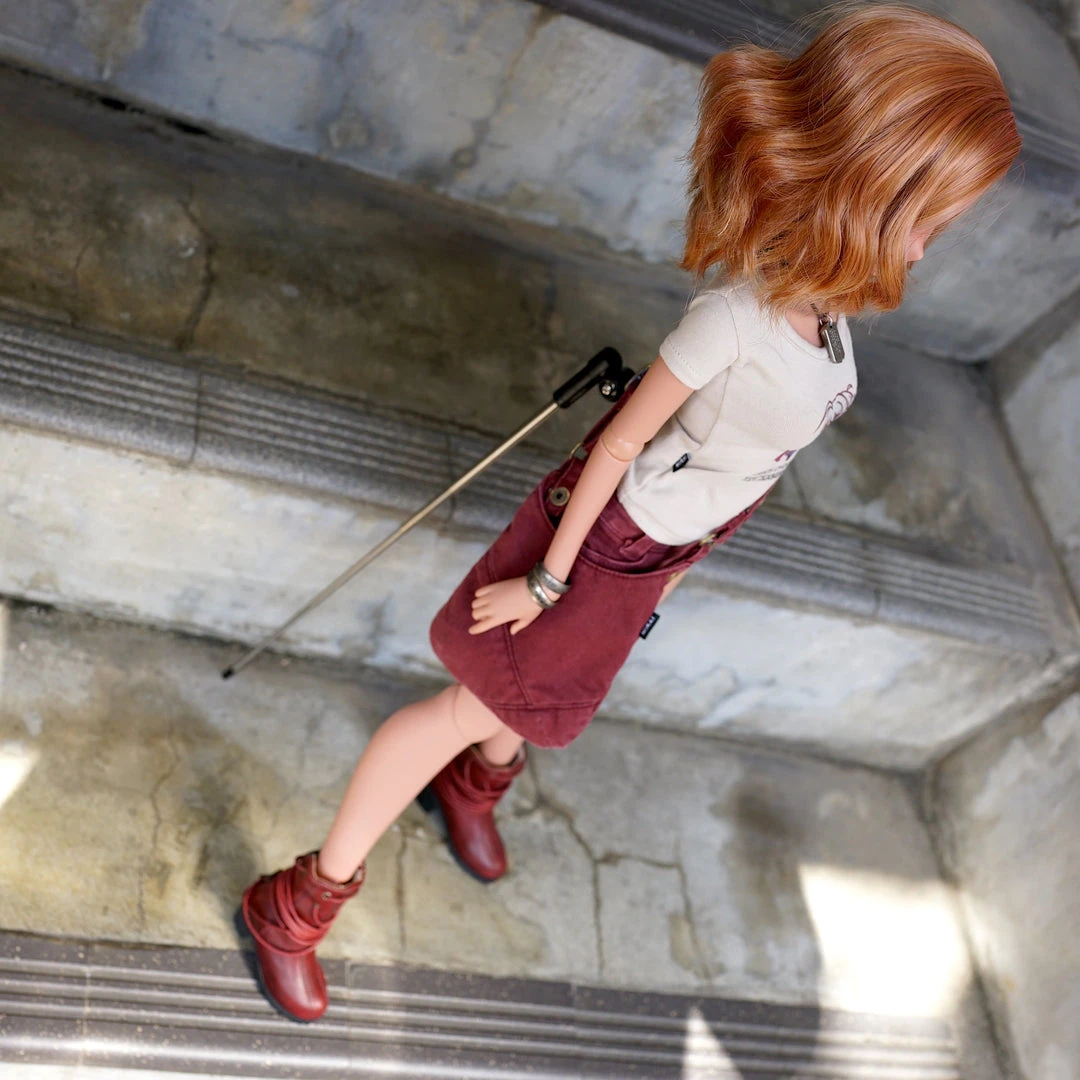 Culture Japan Secret Stuff Swingy Clickety-Click Stand (Molten Black) 4 Culture Japan Secret Stuff Swingy Clickety-Click Stand (Molten Black)